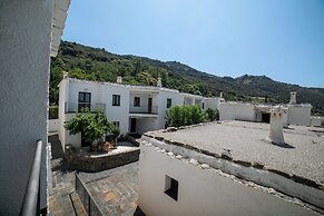 Villa Turistica de Bubion