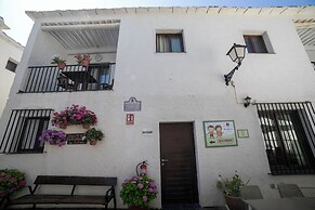 Villa Turistica de Bubion