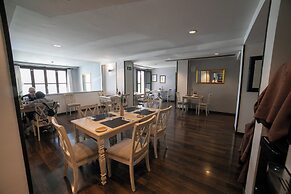 Villa Turistica de Bubion