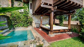 Natura Resort and Spa