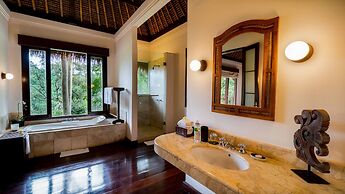 Natura Resort and Spa