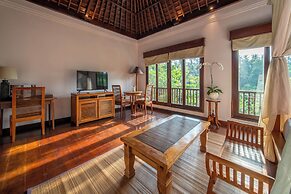 Natura Resort and Spa