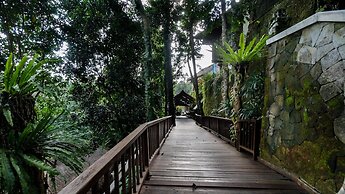 Natura Resort and Spa