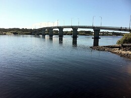 Boathouse Resort Tea Gardens