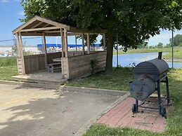 Days Inn by Wyndham Morton