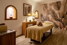 Acajou Beach Resort