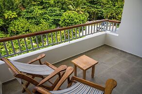 Acajou Beach Resort