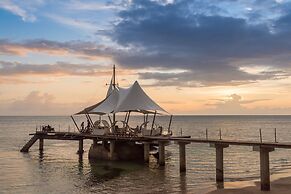 Coco de Mer Hotel and Black Parrot Suites