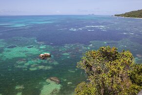 Coco de Mer Hotel and Black Parrot Suites