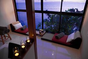 Coco de Mer Hotel and Black Parrot Suites