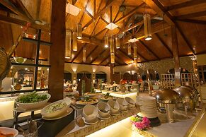 Coco de Mer Hotel and Black Parrot Suites