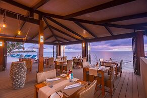 Coco de Mer Hotel and Black Parrot Suites