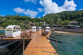 Coco de Mer Hotel and Black Parrot Suites