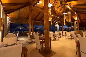 Coco de Mer Hotel and Black Parrot Suites