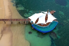 Coco de Mer Hotel and Black Parrot Suites