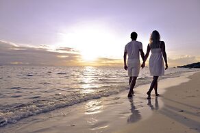 Coco de Mer Hotel and Black Parrot Suites