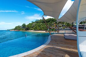 Coco de Mer Hotel and Black Parrot Suites