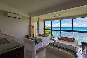 Coco de Mer Hotel and Black Parrot Suites