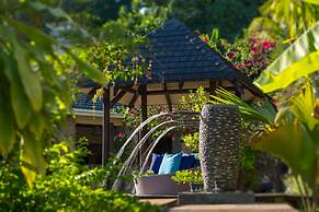 Coco de Mer Hotel and Black Parrot Suites