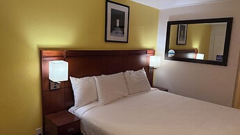 Lakeshore Inn Water Front