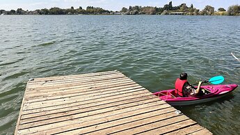 Lakeshore Inn Water Front