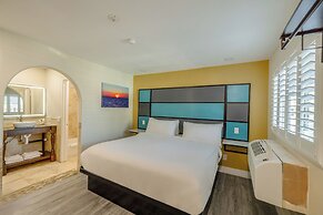 Hotel Avenida Victorville I 15