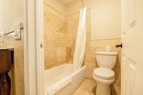 Hotel Avenida Victorville I 15
