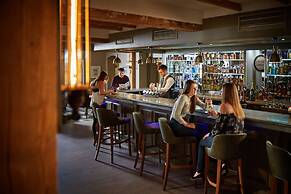 Lion Quays Hotel & Spa