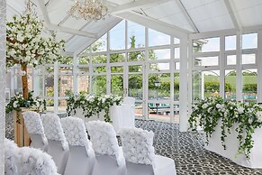 Lion Quays Hotel & Spa