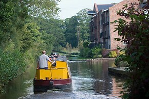 Lion Quays Hotel & Spa