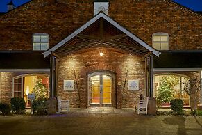 Lion Quays Hotel & Spa