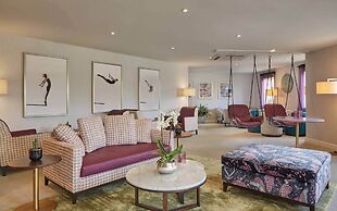 Lion Quays Hotel & Spa