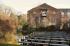 Lion Quays Hotel & Spa