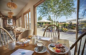 Lion Quays Hotel & Spa