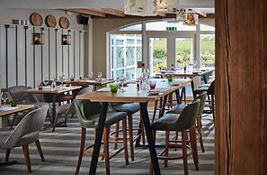 Lion Quays Hotel & Spa