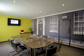 Lion Quays Hotel & Spa