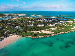 Grand Isle Resort & Residences