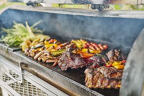 Grand Isle Resort & Residences