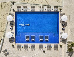 Grand Isle Resort & Residences