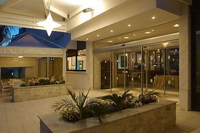 Senator Hotel Apartments - Adults Only