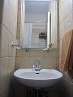 Senator Hotel Apartments - Adults Only