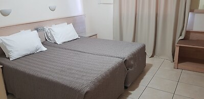 Senator Hotel Apartments - Adults Only