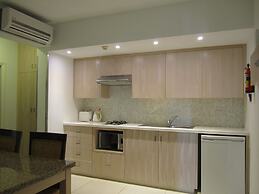 Senator Hotel Apartments - Adults Only