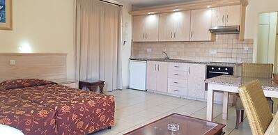 Senator Hotel Apartments - Adults Only