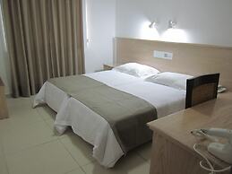 Senator Hotel Apartments - Adults Only