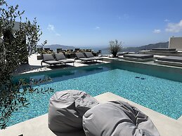 Rocabella Santorini Hotel & SPA