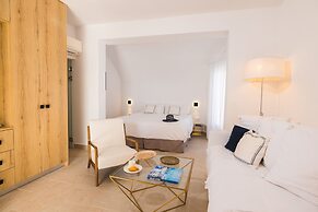 Rocabella Santorini Hotel & SPA