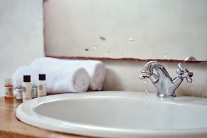 Finikia Memories Hotel