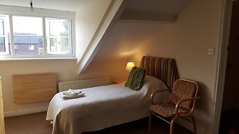 The Edward Hotel