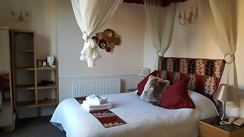 The Edward Hotel